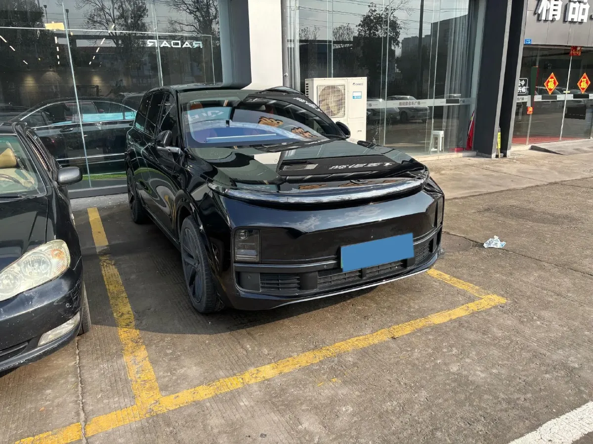 2023 Li L9 Range Extended 154HP REEV 42.6KWH,autocango,china used car exporter,china ev exporter,chinese used car exporter,chinese used ev exporter