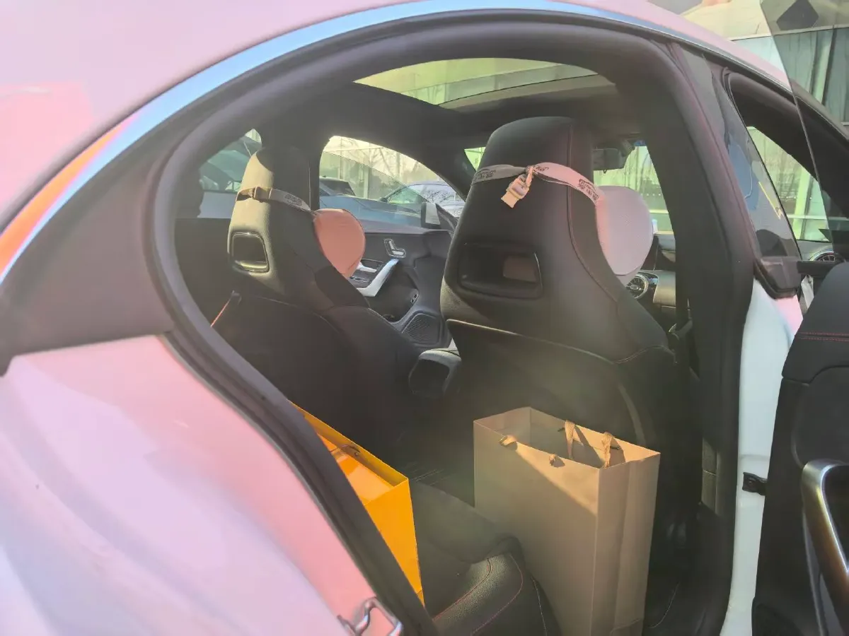 2020 Mercedes-Benz CLA Class 1.3T 163HP L4 7DCT,autocango,china used car exporter,china ev exporter,chinese used car exporter,chinese used ev exporter