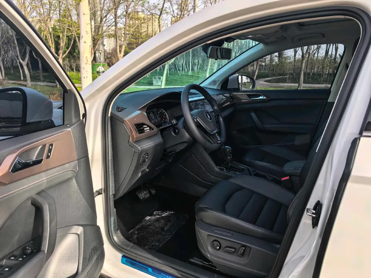 2021 Volkswagen Tharu 1.4T 150HP L4 7DCT,autocango,china used car exporter,china ev exporter,chinese used car exporter,chinese used ev exporter
