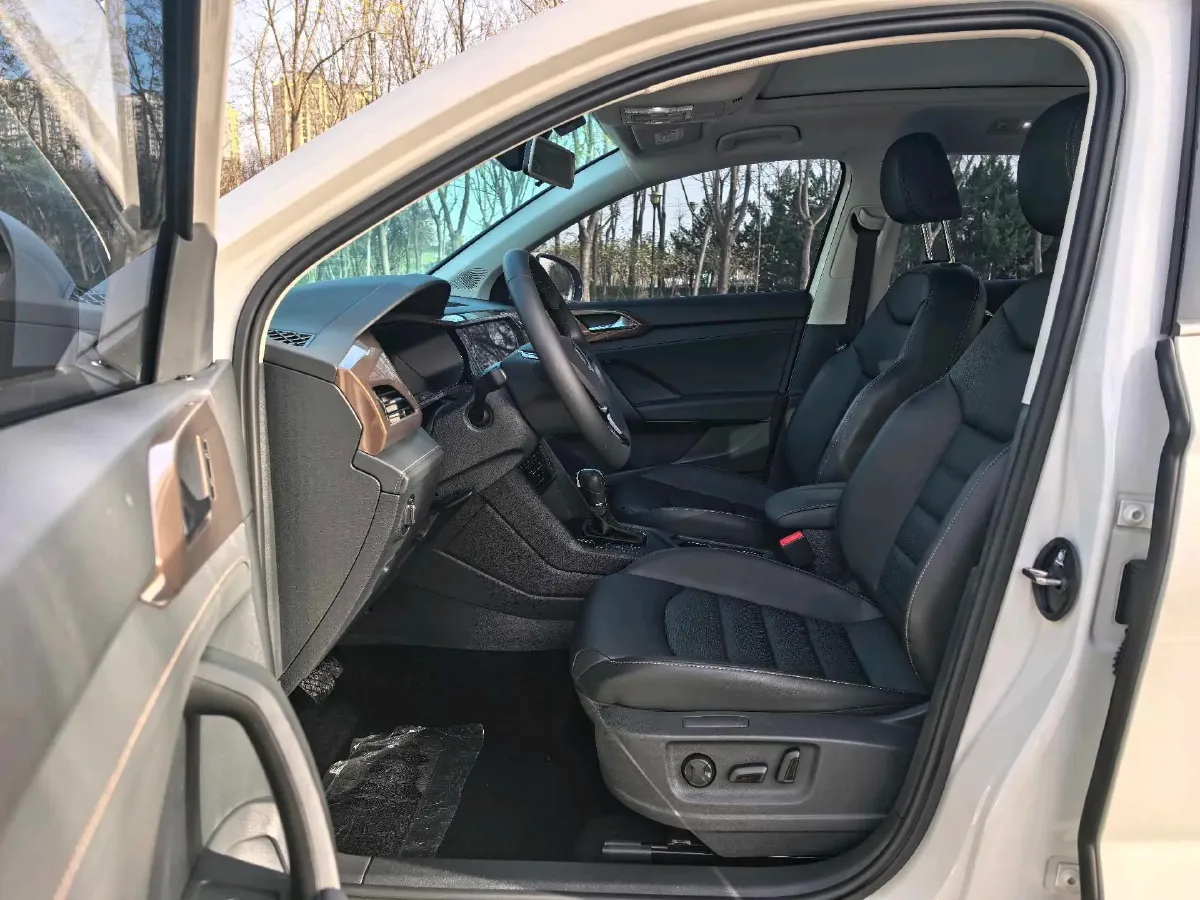 2021 Volkswagen Tharu 1.4T 150HP L4 7DCT,autocango,china used car exporter,china ev exporter,chinese used car exporter,chinese used ev exporter