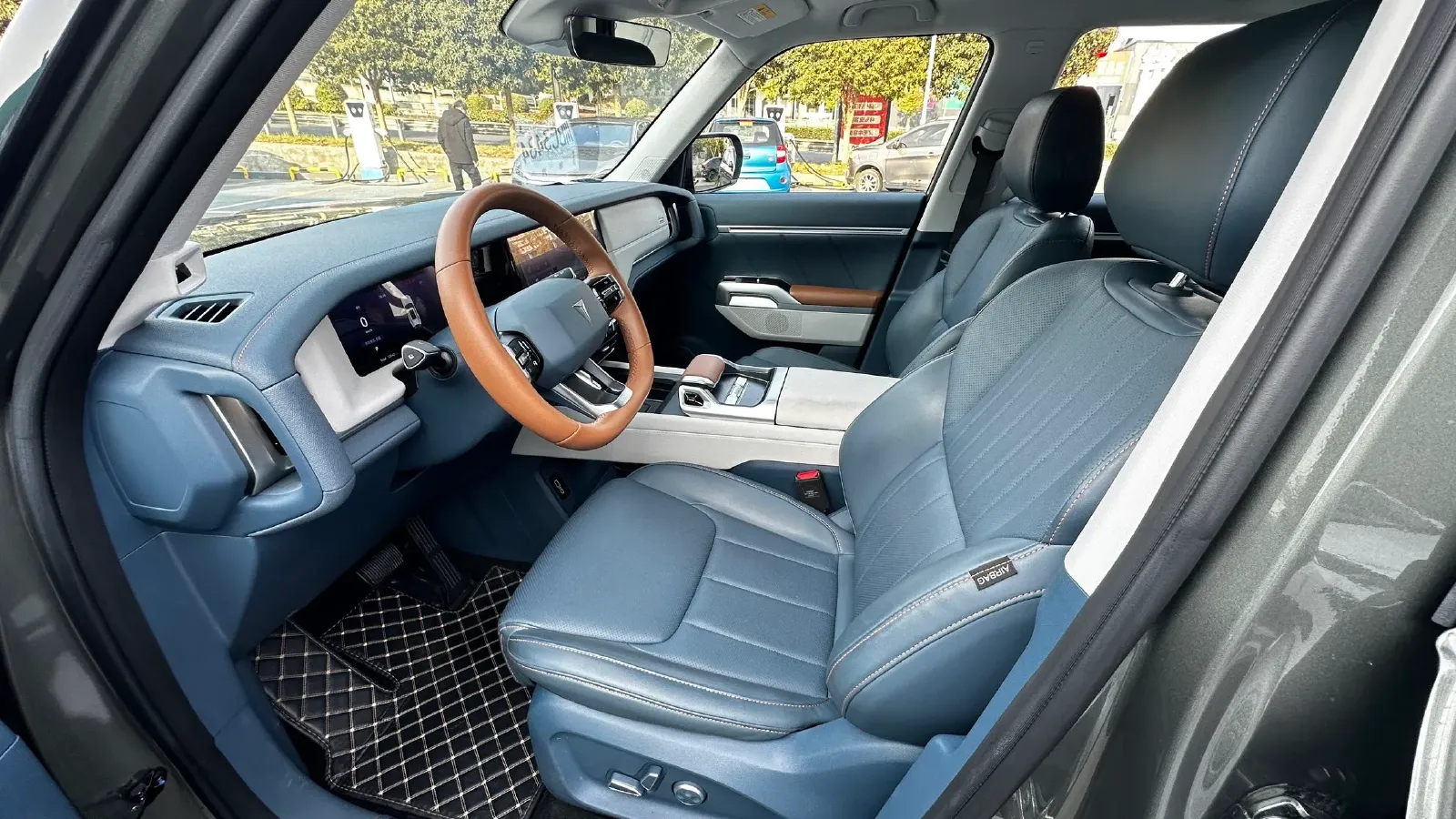 2024 Deepal G318 REEV 150HP REEV 35.07KWH,autocango,china used car exporter,china ev exporter,chinese used car exporter,chinese used ev exporter