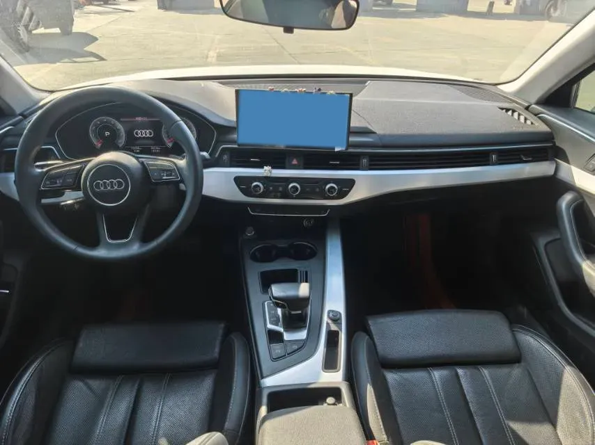 2022 Audi A4L 2.0T 190HP L4 7DCT,autocango,china used car exporter,china ev exporter,chinese used car exporter,chinese used ev exporter