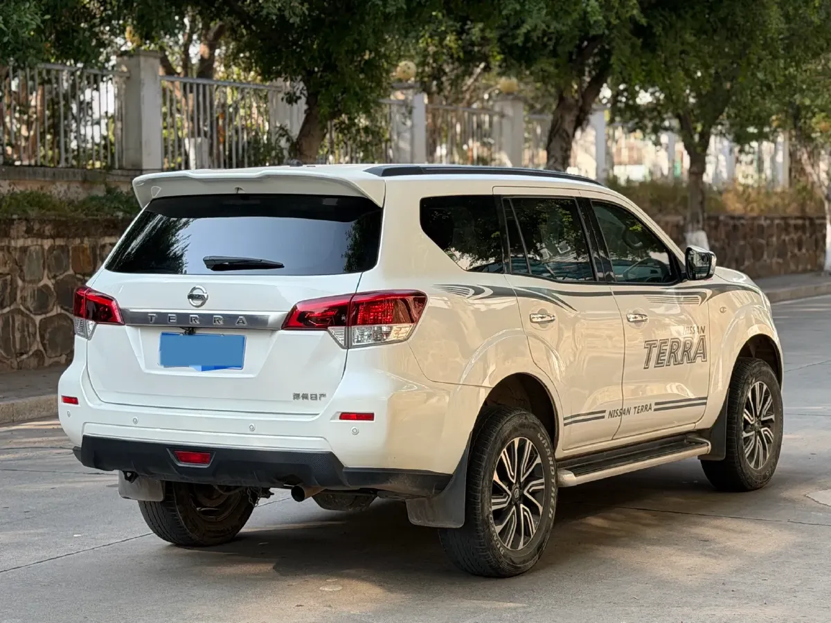 2020 Nissan Terra 2.5L 193HP L4 7AT,autocango,china used car exporter,china ev exporter,chinese used car exporter,chinese used ev exporter