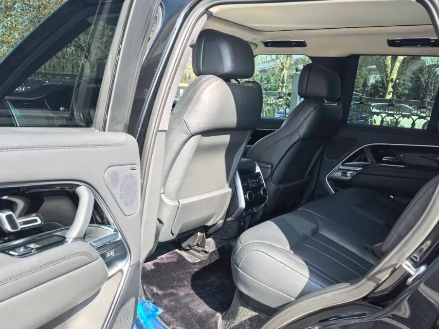 2023 Land Rover Range Rover 3.0T 360HP L6 8AT,autocango,china used car exporter,china ev exporter,chinese used car exporter,chinese used ev exporter
