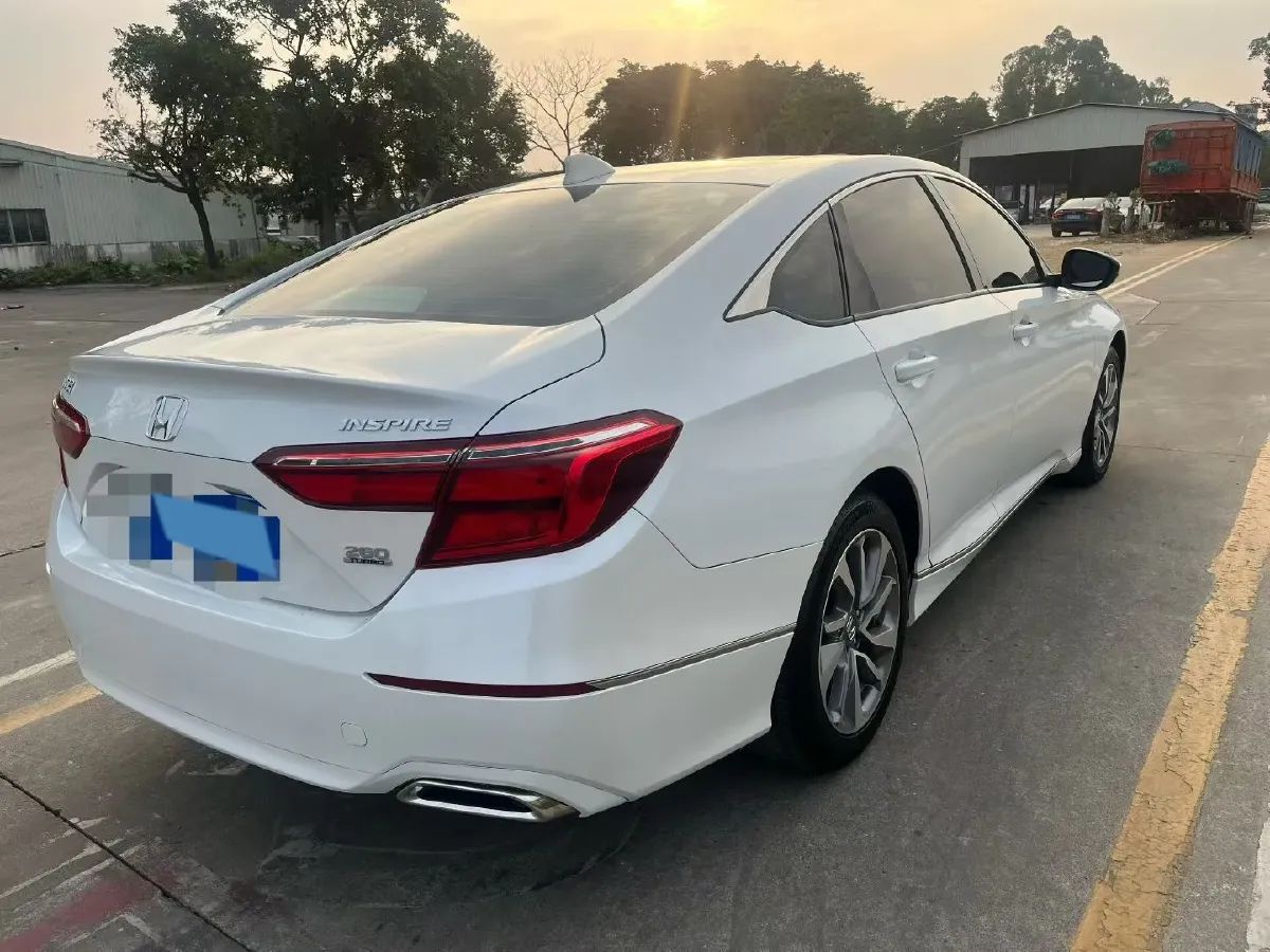 2019 Honda Inspire 1.5T 194HP L4 CVT,autocango,china used car exporter,china ev exporter,chinese used car exporter,chinese used ev exporter