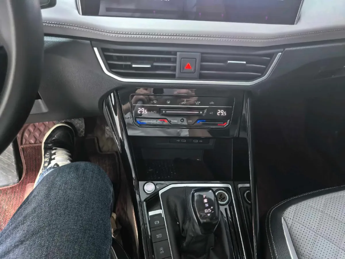 2023 Volkswagen Tayron 1.4T 150HP L4 7DCT,autocango,china used car exporter,china ev exporter,chinese used car exporter,chinese used ev exporter