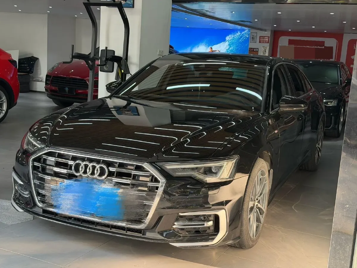 2023 Audi A6L 2.0T 190HP L4 7DCT,autocango,china used car exporter,china ev exporter,chinese used car exporter,chinese used ev exporter