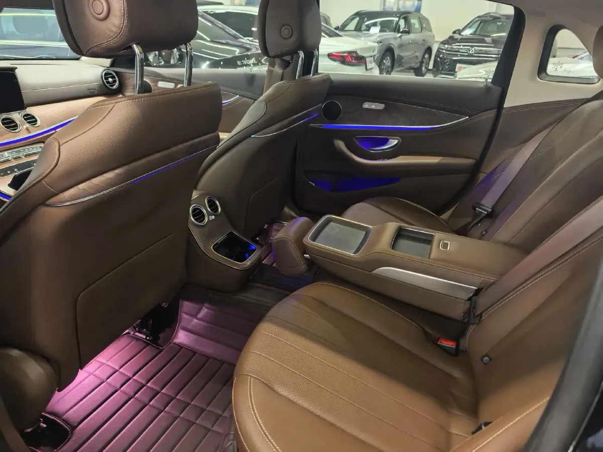 2022 Mercedes-Benz E Class 2.0T 258HP L4 9AT,autocango,china used car exporter,china ev exporter,chinese used car exporter,chinese used ev exporter