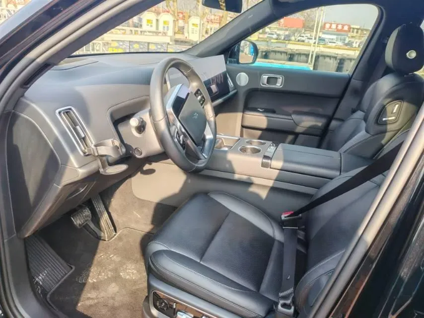 2023 Li L7 Range Extended 154HP REEV 40.9KWH,autocango,china used car exporter,china ev exporter,chinese used car exporter,chinese used ev exporter