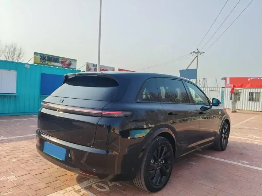 2023 Li L7 Range Extended 154HP REEV 40.9KWH,autocango,china used car exporter,china ev exporter,chinese used car exporter,chinese used ev exporter