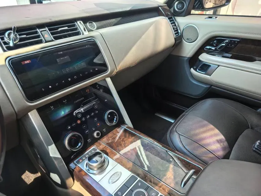 2022 Land Rover Range Rover 3.0T 400HP L6 8AT,autocango,china used car exporter,china ev exporter,chinese used car exporter,chinese used ev exporter