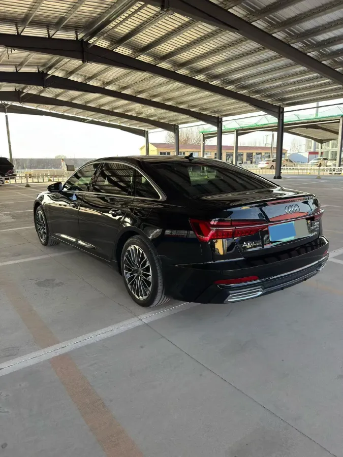 2020 Audi A6L 2.0T 252HP L4 7DCT PHEV 14.1KWH,autocango,china used car exporter,china ev exporter,chinese used car exporter,chinese used ev exporter