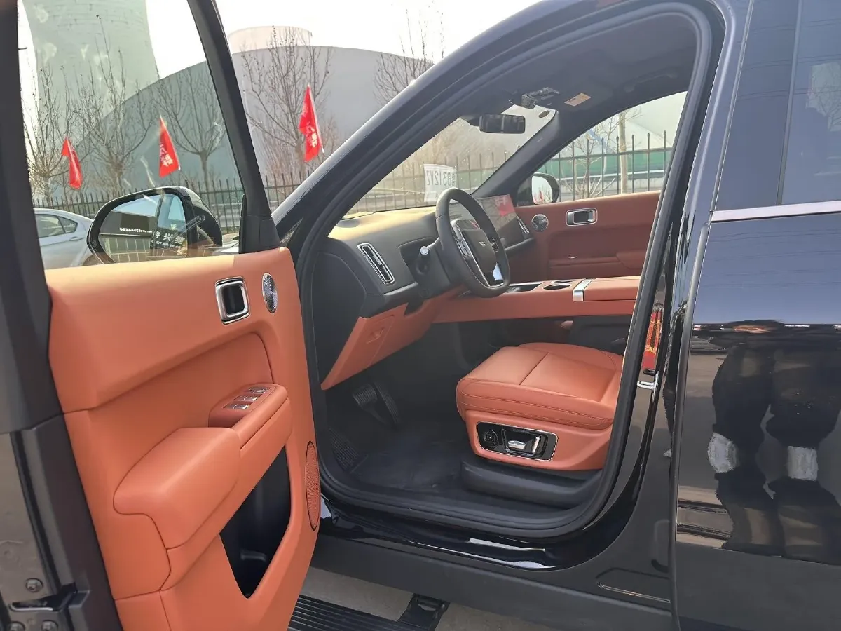 2025 Li L9 Range Extended 154HP REEV,autocango,china used car exporter,china ev exporter,chinese used car exporter,chinese used ev exporter