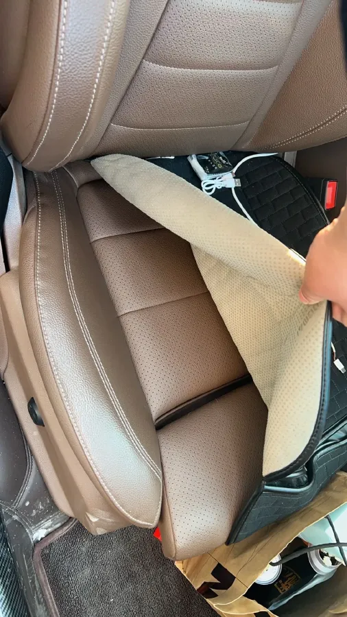 2022 Mercedes-Benz E Class 2.0T 211HP L4 9AT PHEV 25.4KWH,autocango,china used car exporter,china ev exporter,chinese used car exporter,chinese used ev exporter