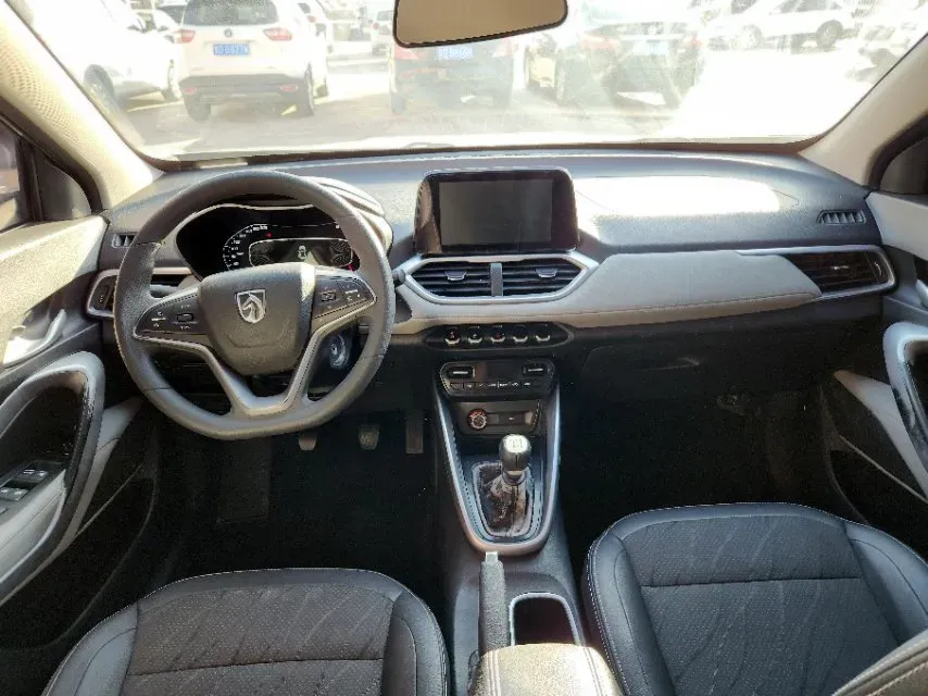 2017 BaoJun 510 1.5L 112HP L4 6MT,autocango,china used car exporter,china ev exporter,chinese used car exporter,chinese used ev exporter