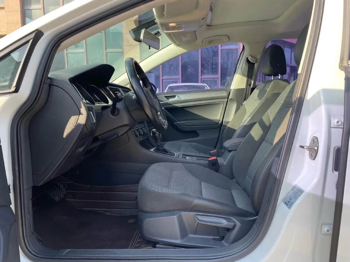 2019 Volkswagen Golf 1.4T 150HP L4 7DCT,autocango,china used car exporter,china ev exporter,chinese used car exporter,chinese used ev exporter