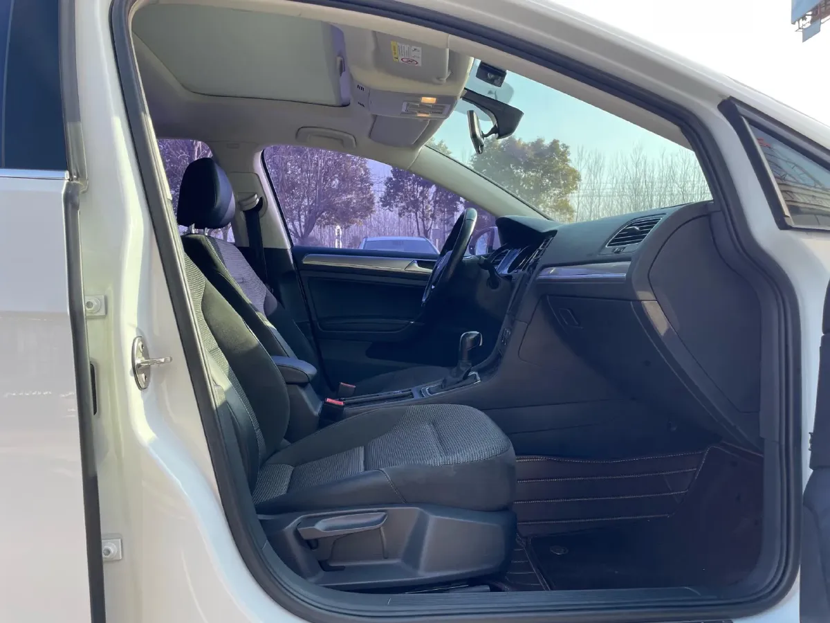 2019 Volkswagen Golf 1.4T 150HP L4 7DCT,autocango,china used car exporter,china ev exporter,chinese used car exporter,chinese used ev exporter