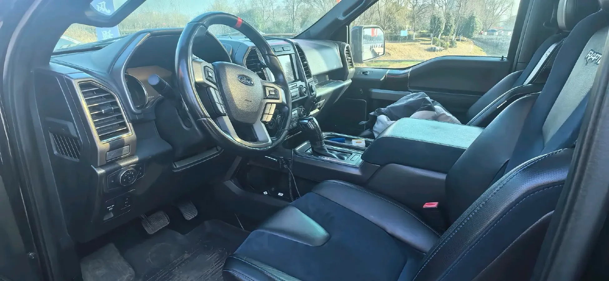 2019 Ford F-150 3.5T 381HP V6 10AT,autocango,china used car exporter,china ev exporter,chinese used car exporter,chinese used ev exporter