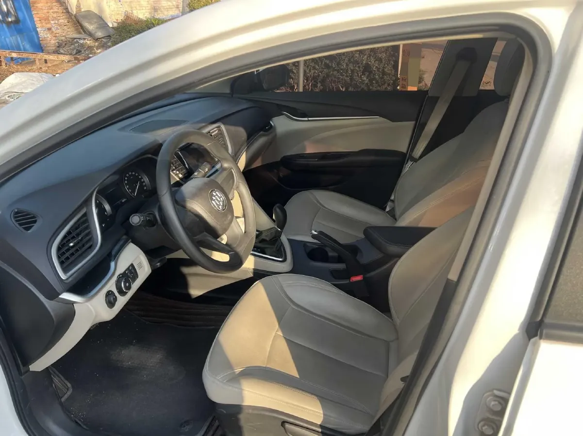 2020 Buick Encore 1.0T 125HP L3 6AT,autocango,china used car exporter,china ev exporter,chinese used car exporter,chinese used ev exporter