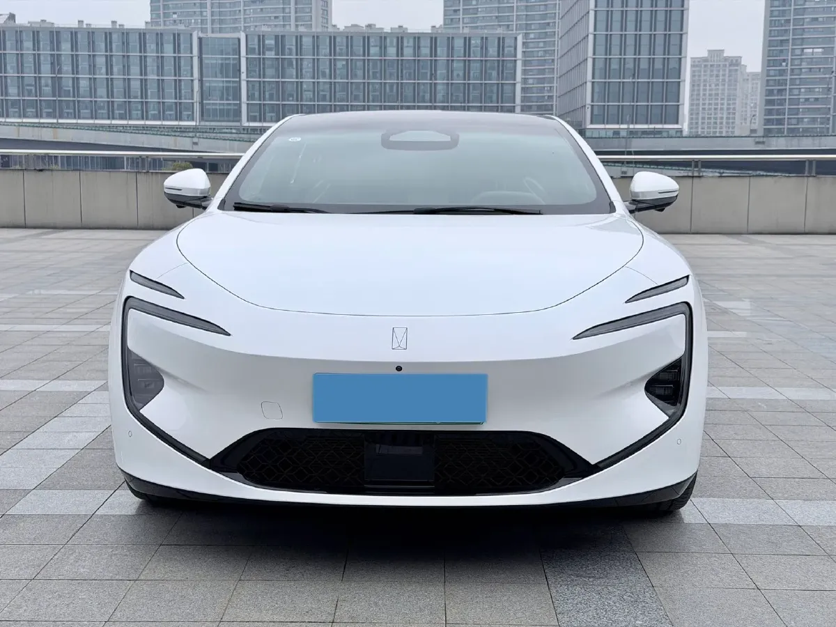 2026 Avatr 12 1.5T 156HP L4 REEV,autocango,china used car exporter,china ev exporter,chinese used car exporter,chinese used ev exporter