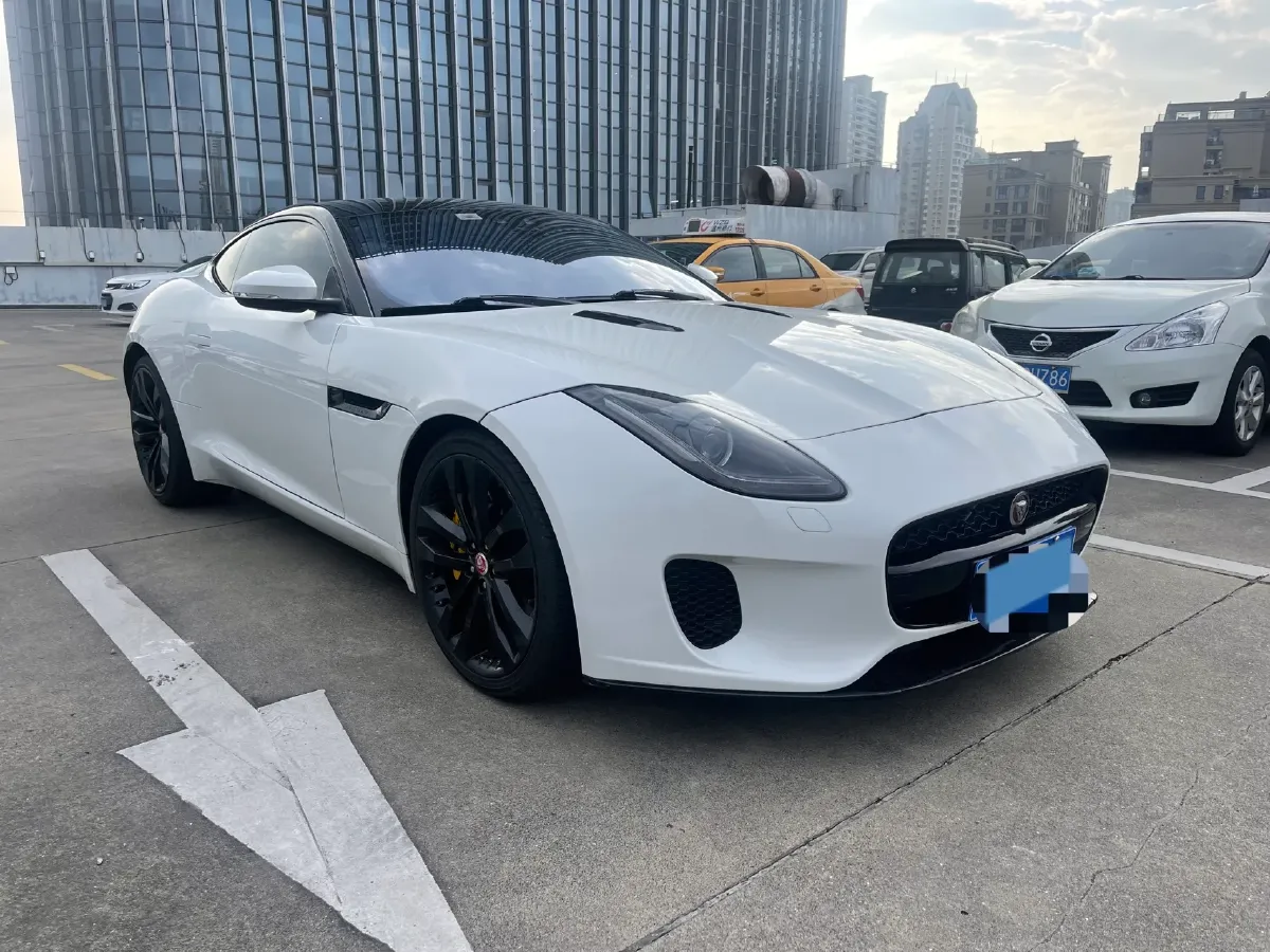 2019 Jaguar F-TYPE 2.0T 300HP L4 8AT,autocango,china used car exporter,china ev exporter,chinese used car exporter,chinese used ev exporter