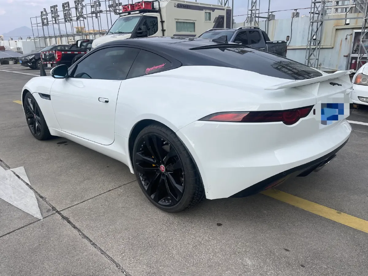 2019 Jaguar F-TYPE 2.0T 300HP L4 8AT,autocango,china used car exporter,china ev exporter,chinese used car exporter,chinese used ev exporter