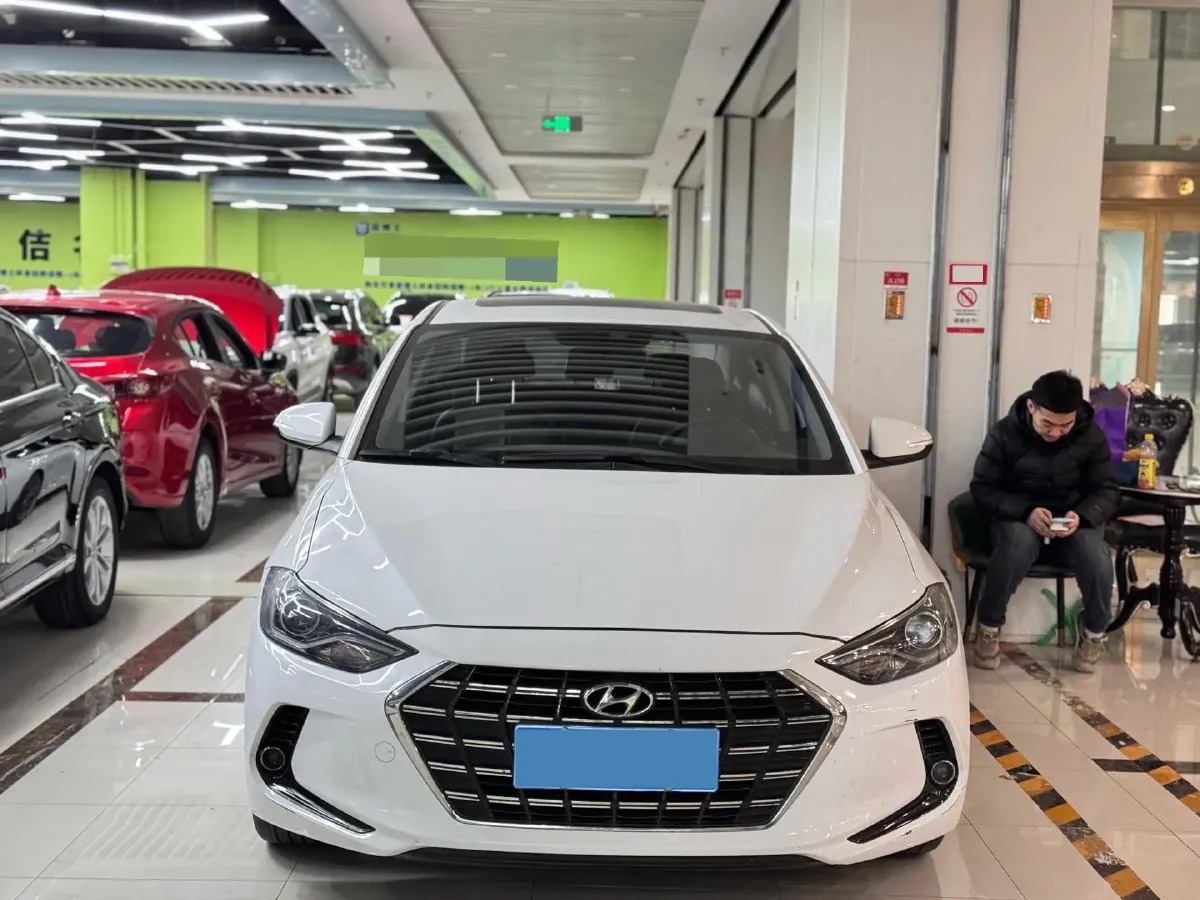 2019 Hyundai Elantra 1.5L 115HP L4 CVT,autocango,china used car exporter,china ev exporter,chinese used car exporter,chinese used ev exporter