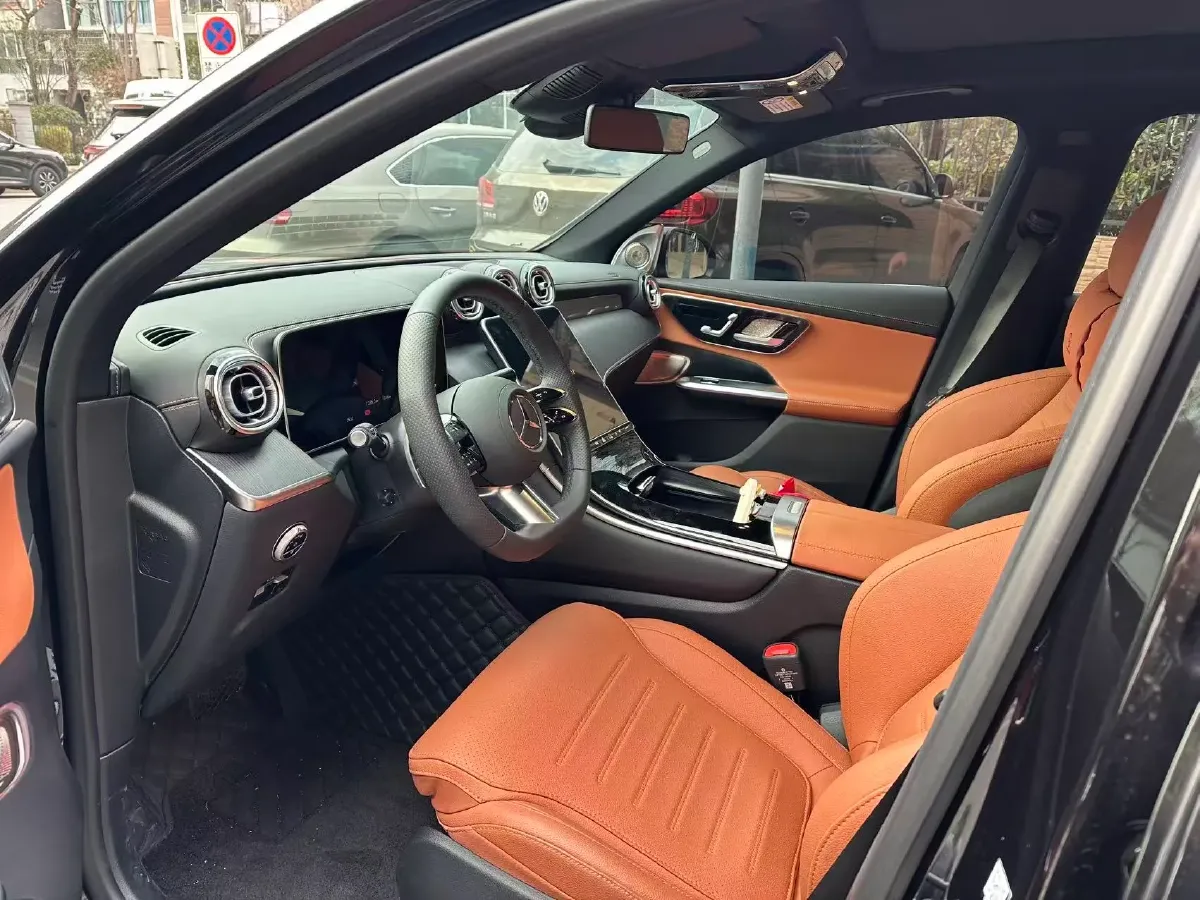 2025 Mercedes-Benz GLC Class 2.0T 204HP L4 9AT,autocango,china used car exporter,china ev exporter,chinese used car exporter,chinese used ev exporter