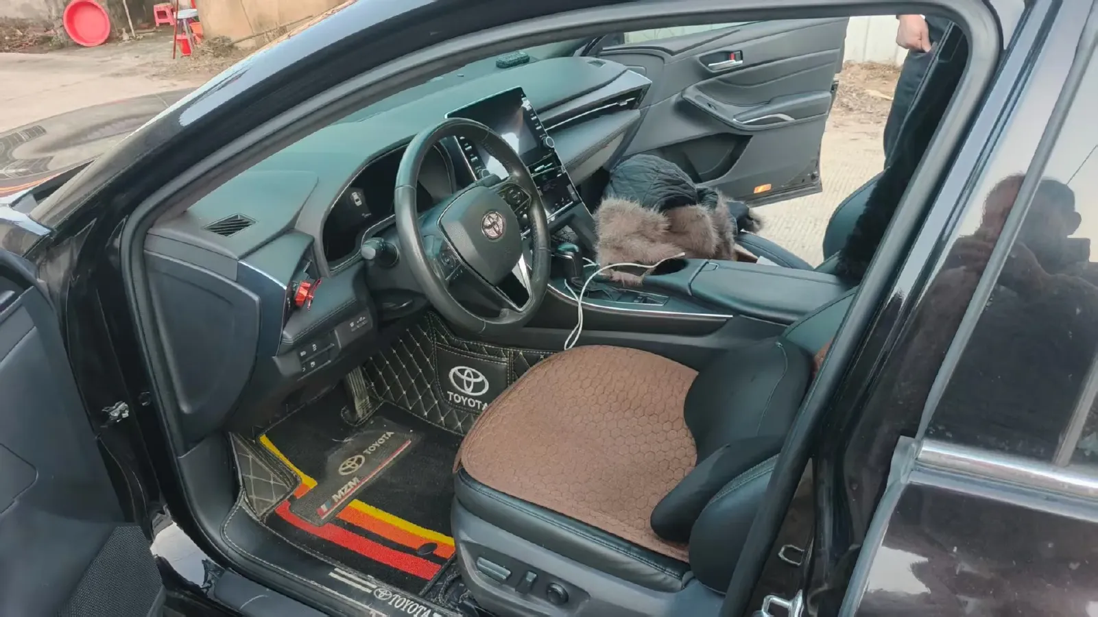 2019 Toyota Avalon 2.0L 178HP L4 CVT,autocango,china used car exporter,china ev exporter,chinese used car exporter,chinese used ev exporter