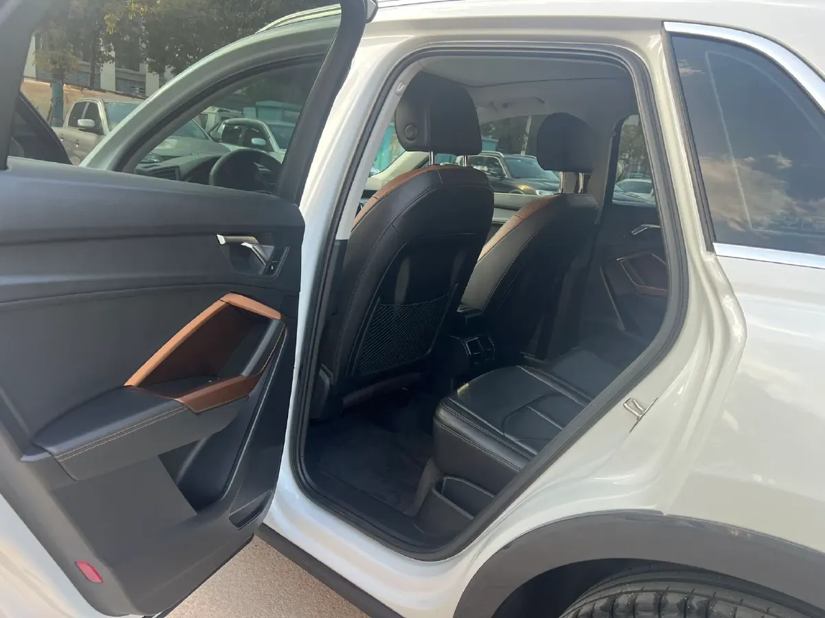 2021 Audi Q3 1.4T 150HP L4 7DCT,autocango,china used car exporter,china ev exporter,chinese used car exporter,chinese used ev exporter