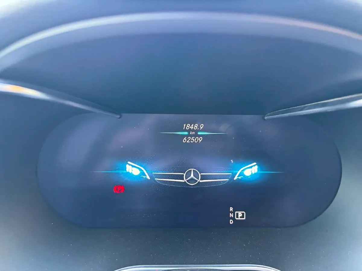 2020 Mercedes-Benz C Class 1.5T 184HP L4 9AT,autocango,china used car exporter,china ev exporter,chinese used car exporter,chinese used ev exporter