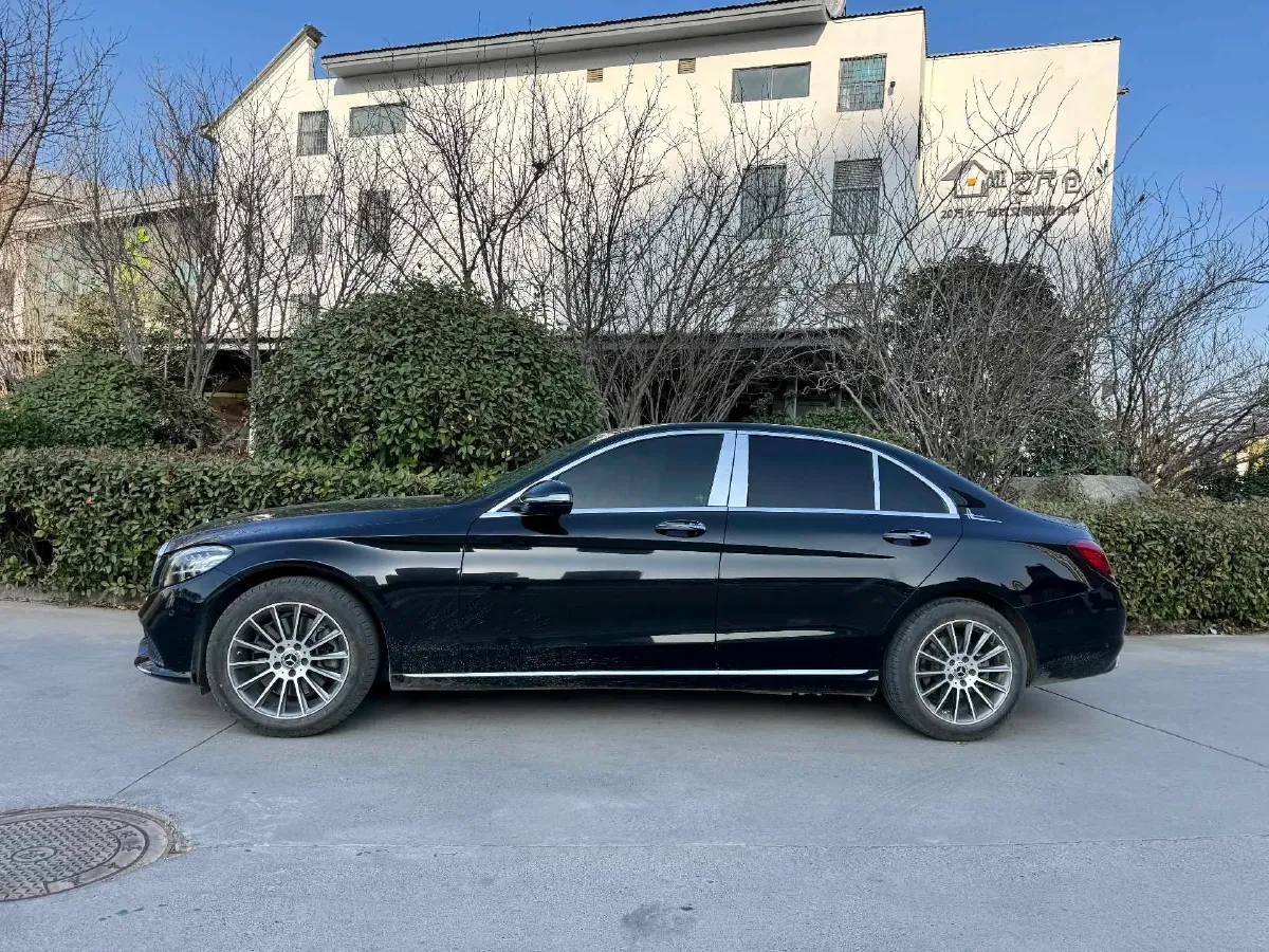 2020 Mercedes-Benz C Class 1.5T 184HP L4 9AT,autocango,china used car exporter,china ev exporter,chinese used car exporter,chinese used ev exporter