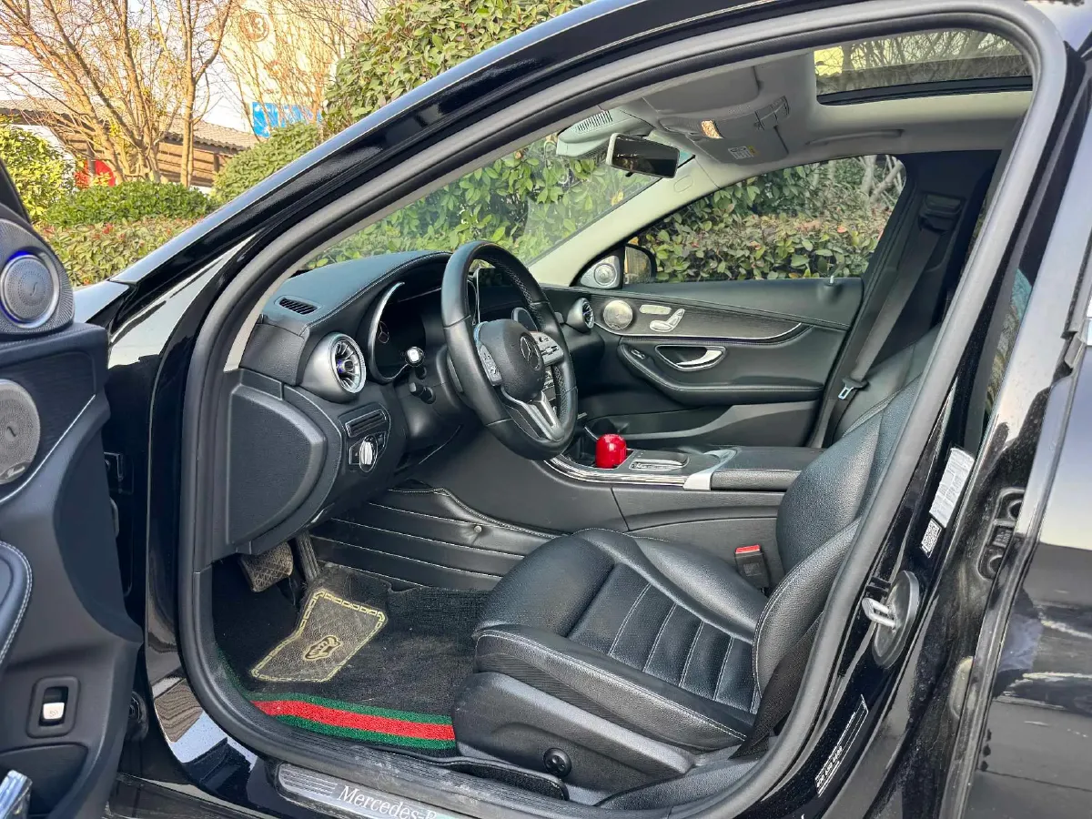 2020 Mercedes-Benz C Class 1.5T 184HP L4 9AT,autocango,china used car exporter,china ev exporter,chinese used car exporter,chinese used ev exporter