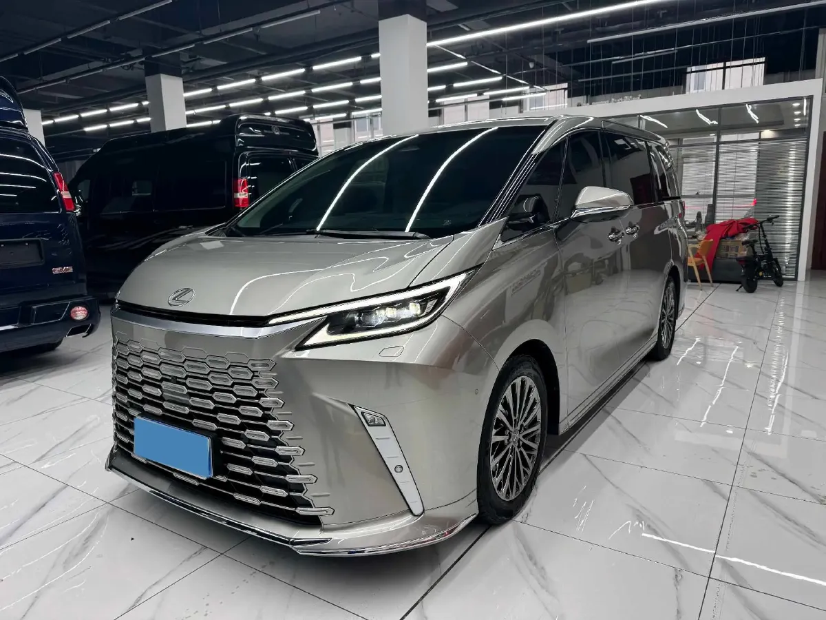 2023 Lexus LM 2.4T 271HP L4 6AT Hybrid,autocango,china used car exporter,china ev exporter,chinese used car exporter,chinese used ev exporter