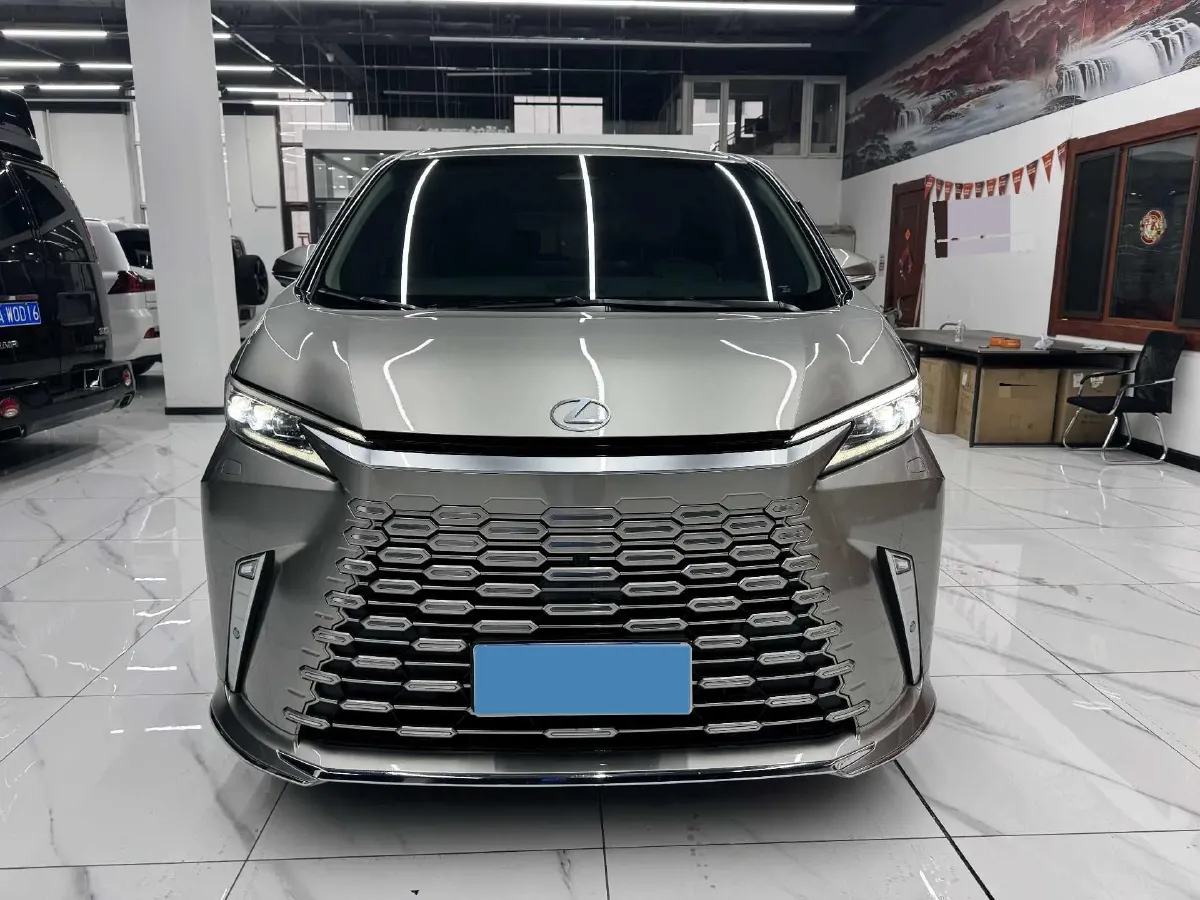 2023 Lexus LM 2.4T 271HP L4 6AT Hybrid,autocango,china used car exporter,china ev exporter,chinese used car exporter,chinese used ev exporter