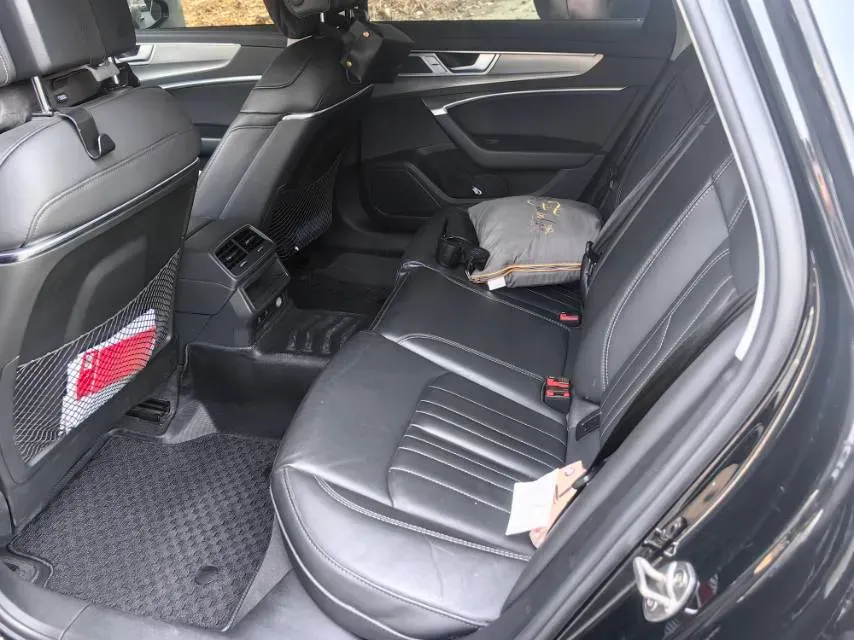 2022 Audi A6L 2.0T 190HP L4 7DCT,autocango,china used car exporter,china ev exporter,chinese used car exporter,chinese used ev exporter