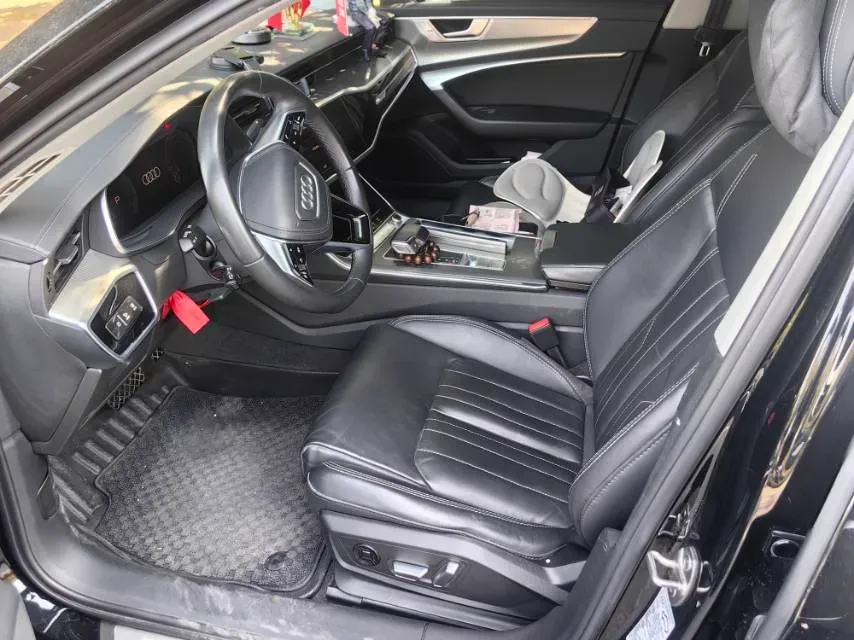 2022 Audi A6L 2.0T 190HP L4 7DCT,autocango,china used car exporter,china ev exporter,chinese used car exporter,chinese used ev exporter