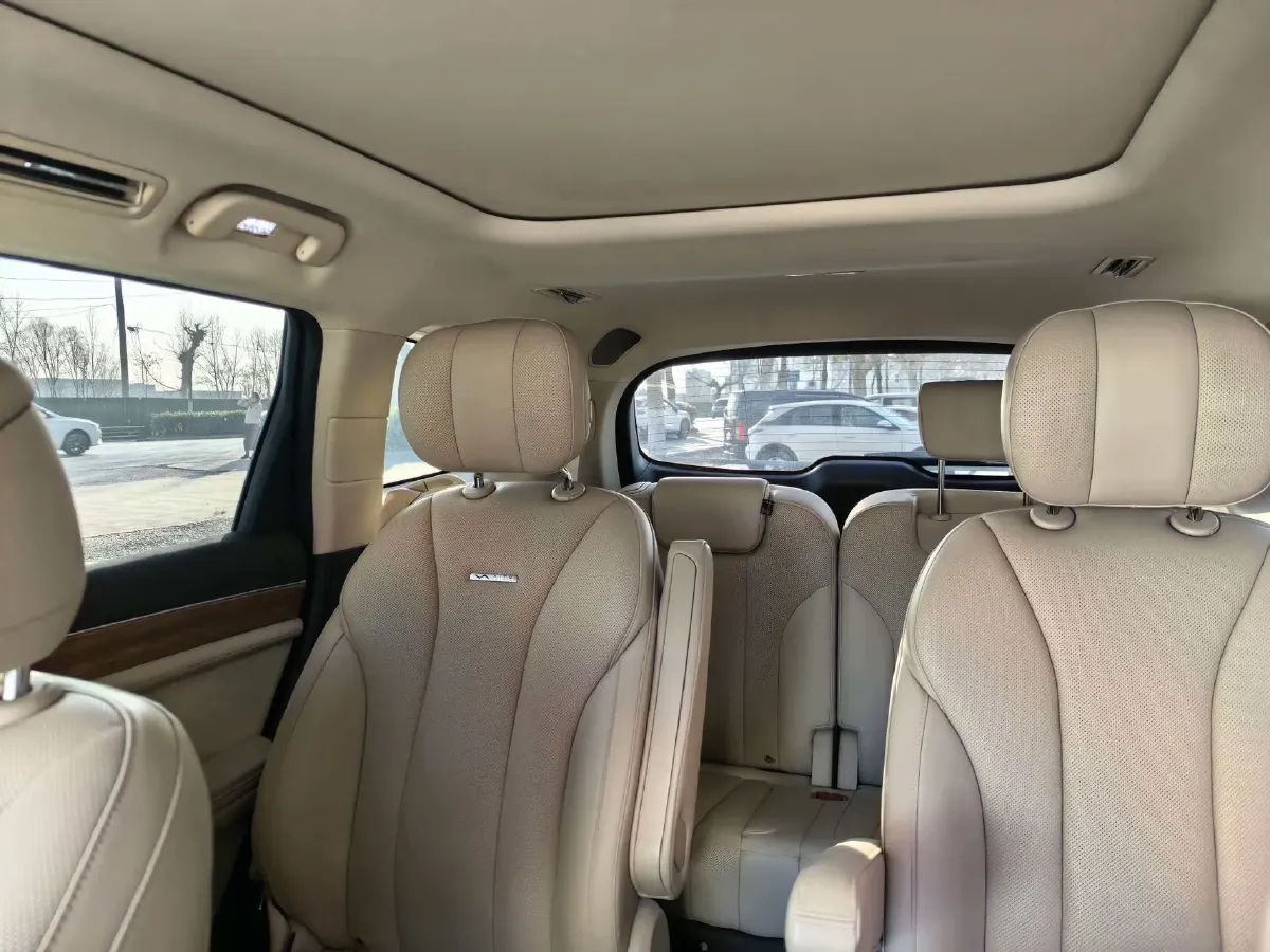 2024 AITO AITO M7 1.5T 152HP L4 REEV 40KWH,autocango,china used car exporter,china ev exporter,chinese used car exporter,chinese used ev exporter