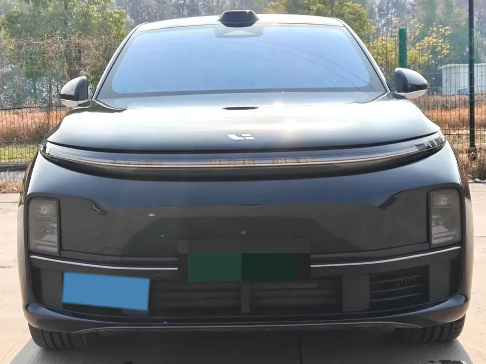 2024 Li L8 Range Extended 154HP REEV 42.8KWH,autocango,china used car exporter,china ev exporter,chinese used car exporter,chinese used ev exporter