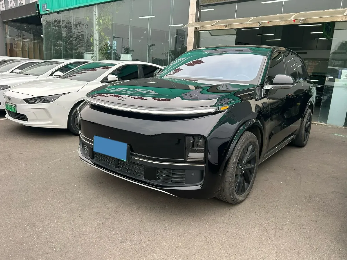 2023 Li L7 Range Extended 154HP REEV 40.9KWH,autocango,china used car exporter,china ev exporter,chinese used car exporter,chinese used ev exporter