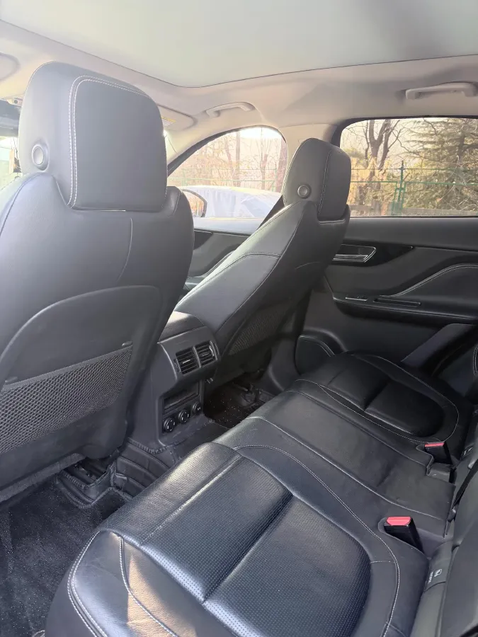 2018 Jaguar F-PACE 2.0T 250HP L4 8AT,autocango,china used car exporter,china ev exporter,chinese used car exporter,chinese used ev exporter
