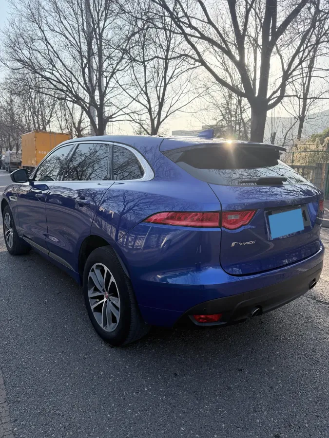 2018 Jaguar F-PACE 2.0T 250HP L4 8AT,autocango,china used car exporter,china ev exporter,chinese used car exporter,chinese used ev exporter