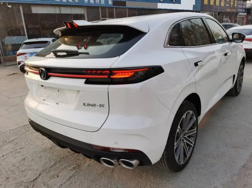 2024 ChangAn UNI-K 2.0T 233HP L4 8AT,autocango,china used car exporter,china ev exporter,chinese used car exporter,chinese used ev exporter