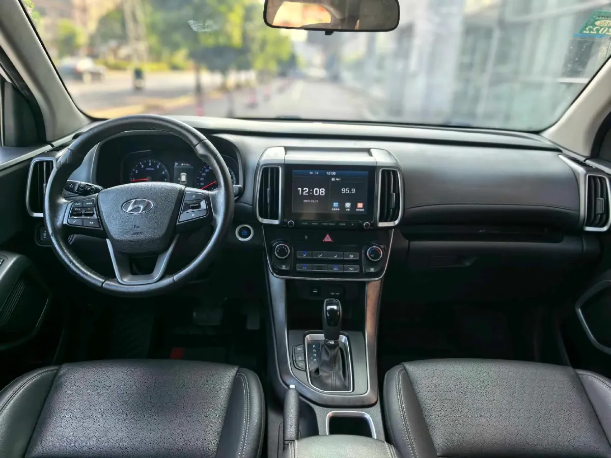 2019 Hyundai ix35 2.0L 160HP L4 6AT,autocango,china used car exporter,china ev exporter,chinese used car exporter,chinese used ev exporter