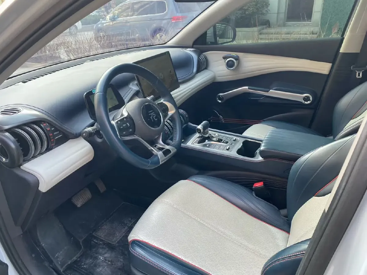 2022 Roewe RX5 MAX 1.5T 181HP L4 6AT,autocango,china used car exporter,china ev exporter,chinese used car exporter,chinese used ev exporter