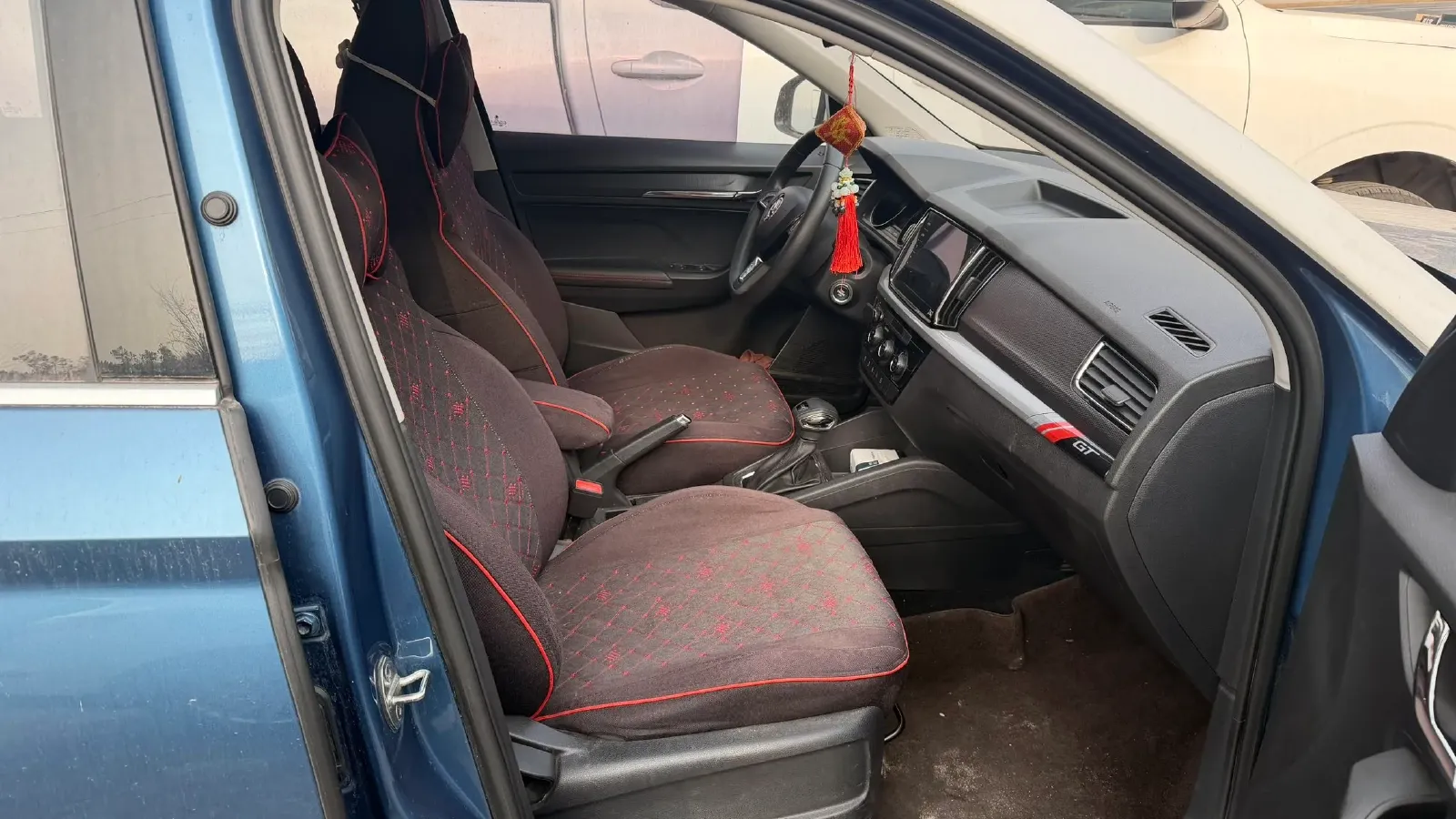 2020 Skoda Karoq 1.4T 150HP L4 7DCT,autocango,china used car exporter,china ev exporter,chinese used car exporter,chinese used ev exporter