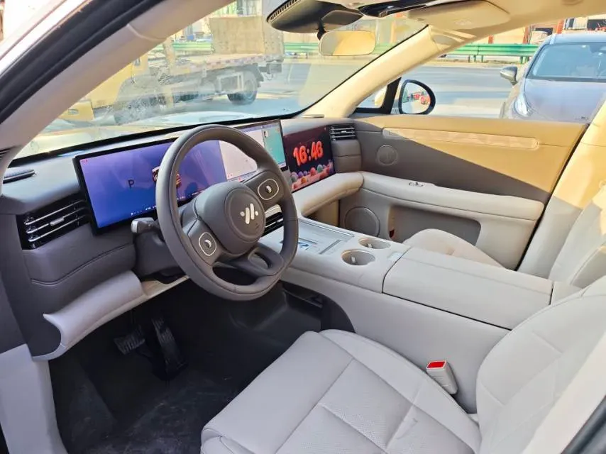 2026 IM LS6 REEV 155HP REEV,autocango,china used car exporter,china ev exporter,chinese used car exporter,chinese used ev exporter