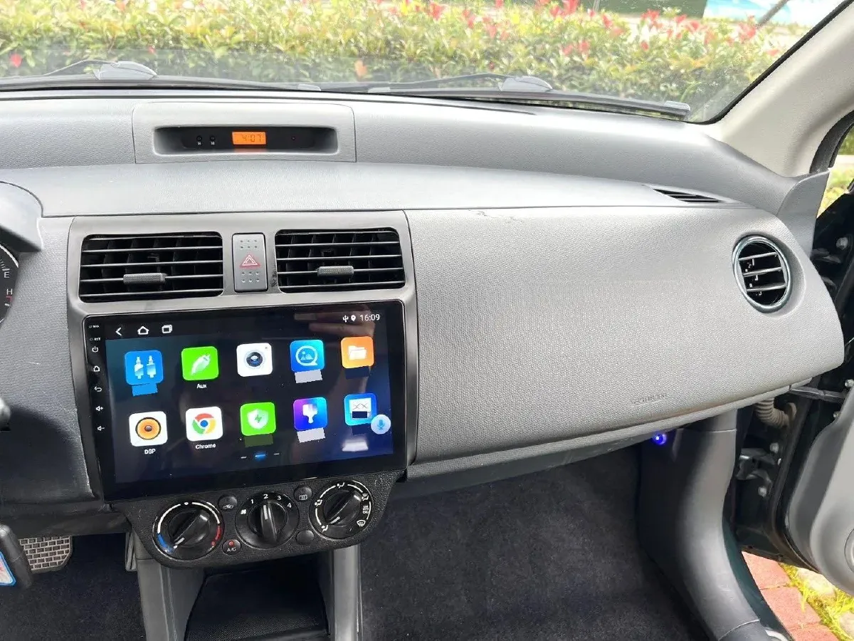 2015 Suzuki Swift 1.5L 103HP L4 4AT,autocango,china used car exporter,china ev exporter,chinese used car exporter,chinese used ev exporter