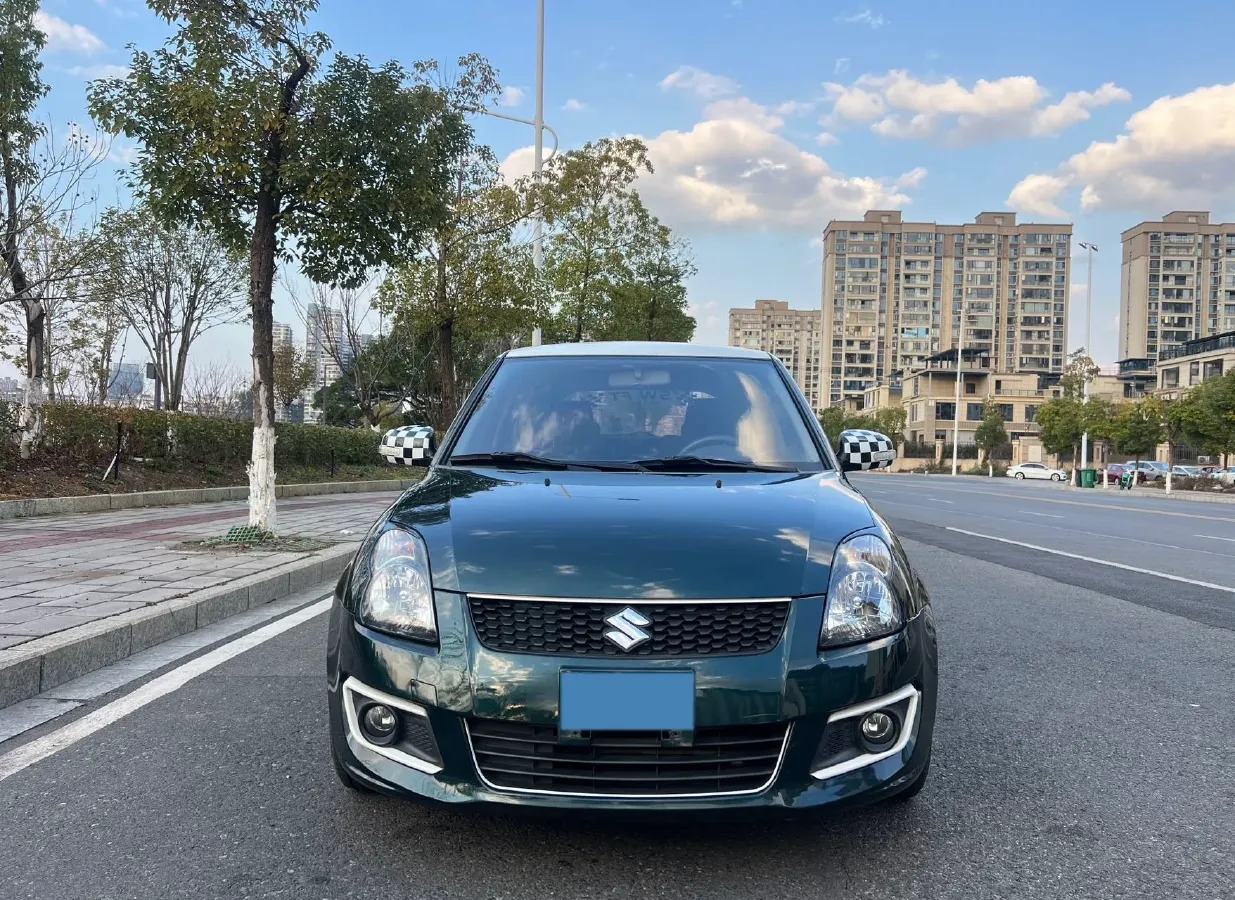 2015 Suzuki Swift 1.5L 103HP L4 4AT,autocango,china used car exporter,china ev exporter,chinese used car exporter,chinese used ev exporter
