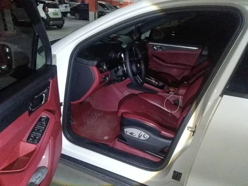 2024 Porsche Macan 2.0T 265HP L4 7DCT,autocango,china used car exporter,china ev exporter,chinese used car exporter,chinese used ev exporter